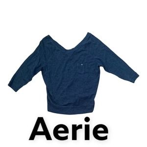 Aerie basic top woman’s size xs v neck blue 3/4 sleevess